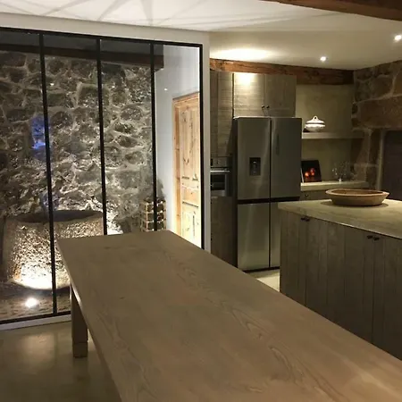 Vila La Cure Grande Maison De Charme De 2 A 14 Personnes